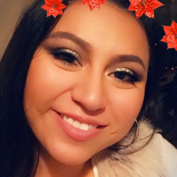 Meet your Posher, Marisol - Picture 1 of 1